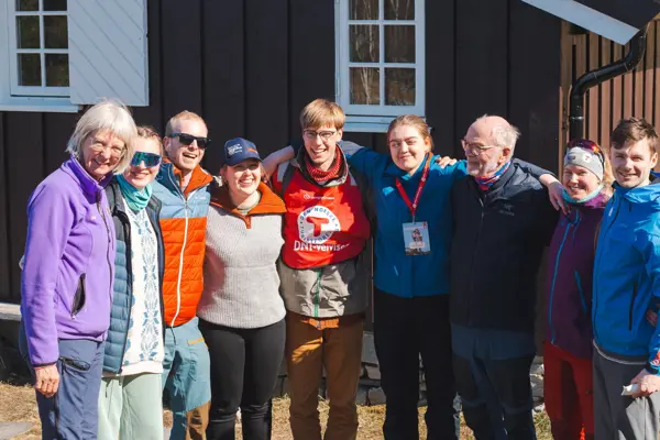 Lokale ungdommer og voksne som bidro til DNT ung sitt landsmøte på Lillehammer 18.-21. april 2024.